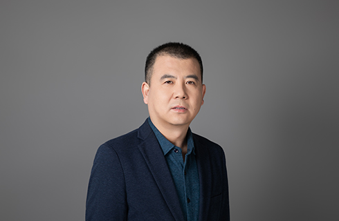 范海兵 / 高级副总裁